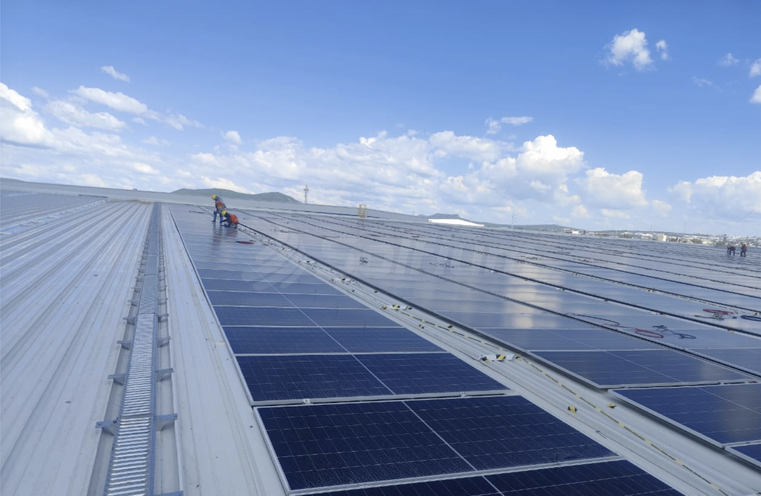 Liderazgo industrial: EXO-S y Solfium colaboran en un proyecto de paneles solares