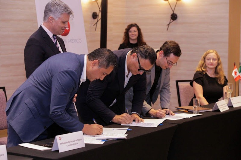 Solfium y el Gobierno de Jalisco firman convenio para impulsar la adopción de energía solar